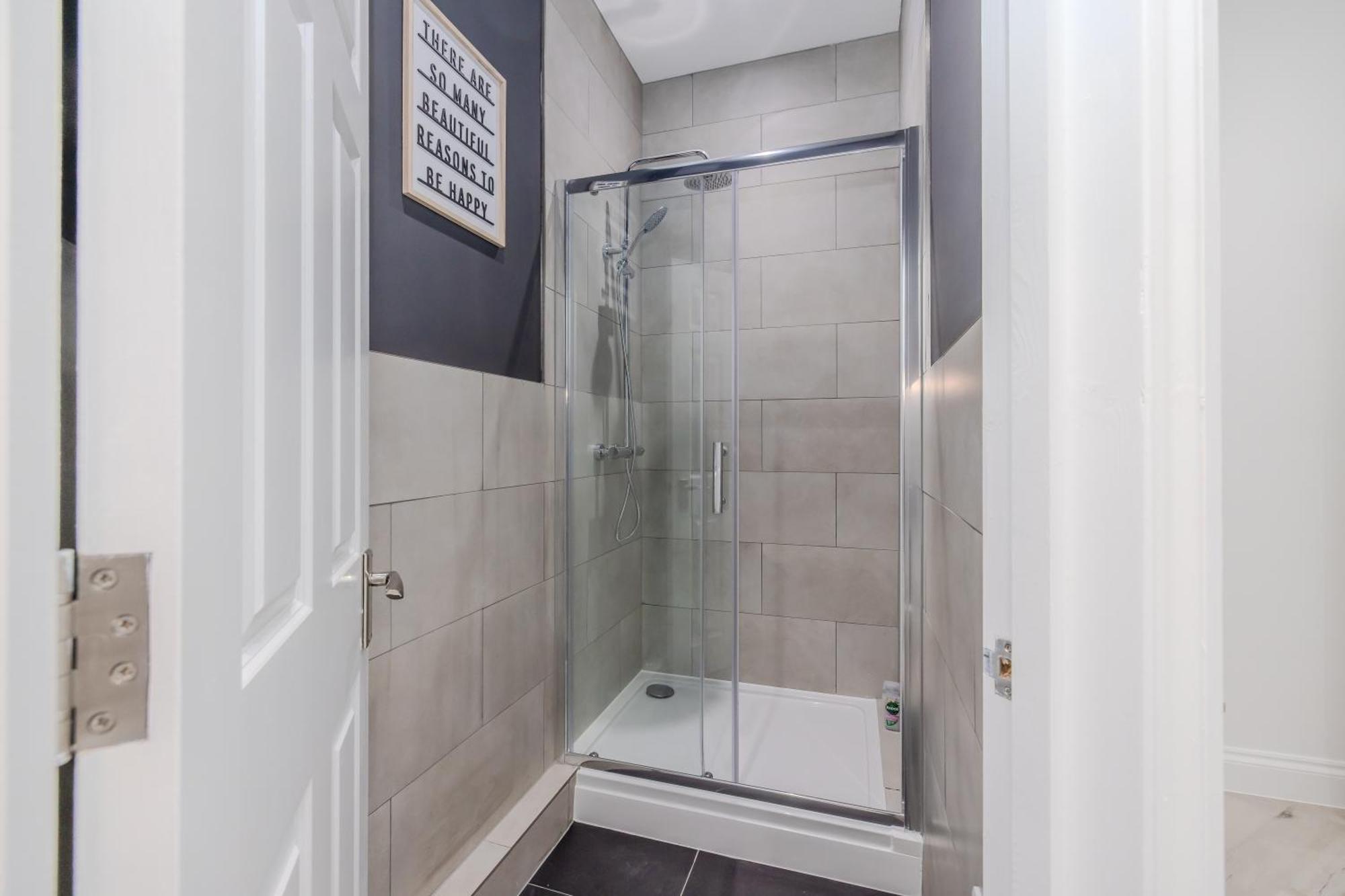 Seaside Sanctuary L Near L Quiet Location L 3bd * Brighton