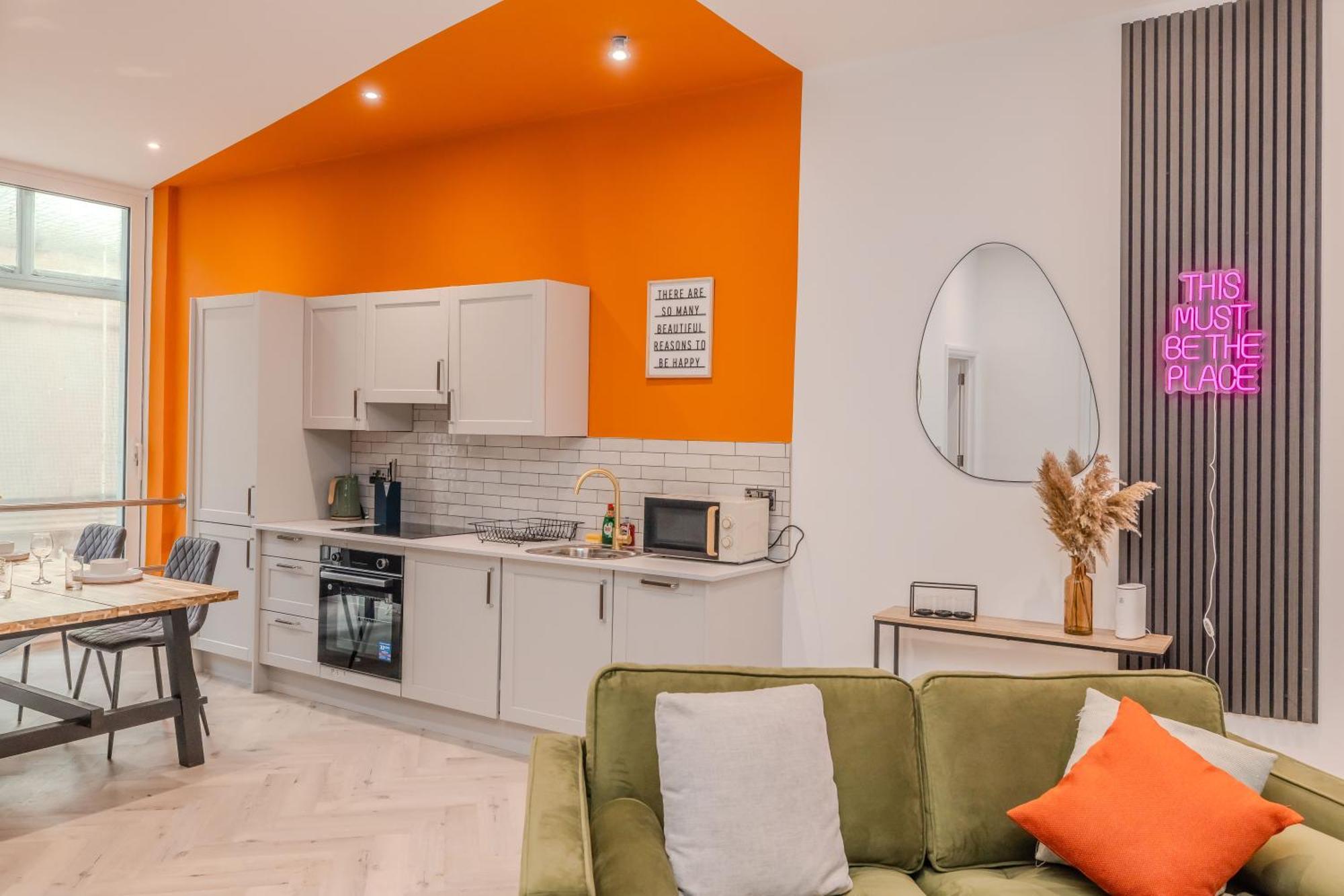 Seaside Sanctuary L Near L Quiet Location L 3bd Apartment *