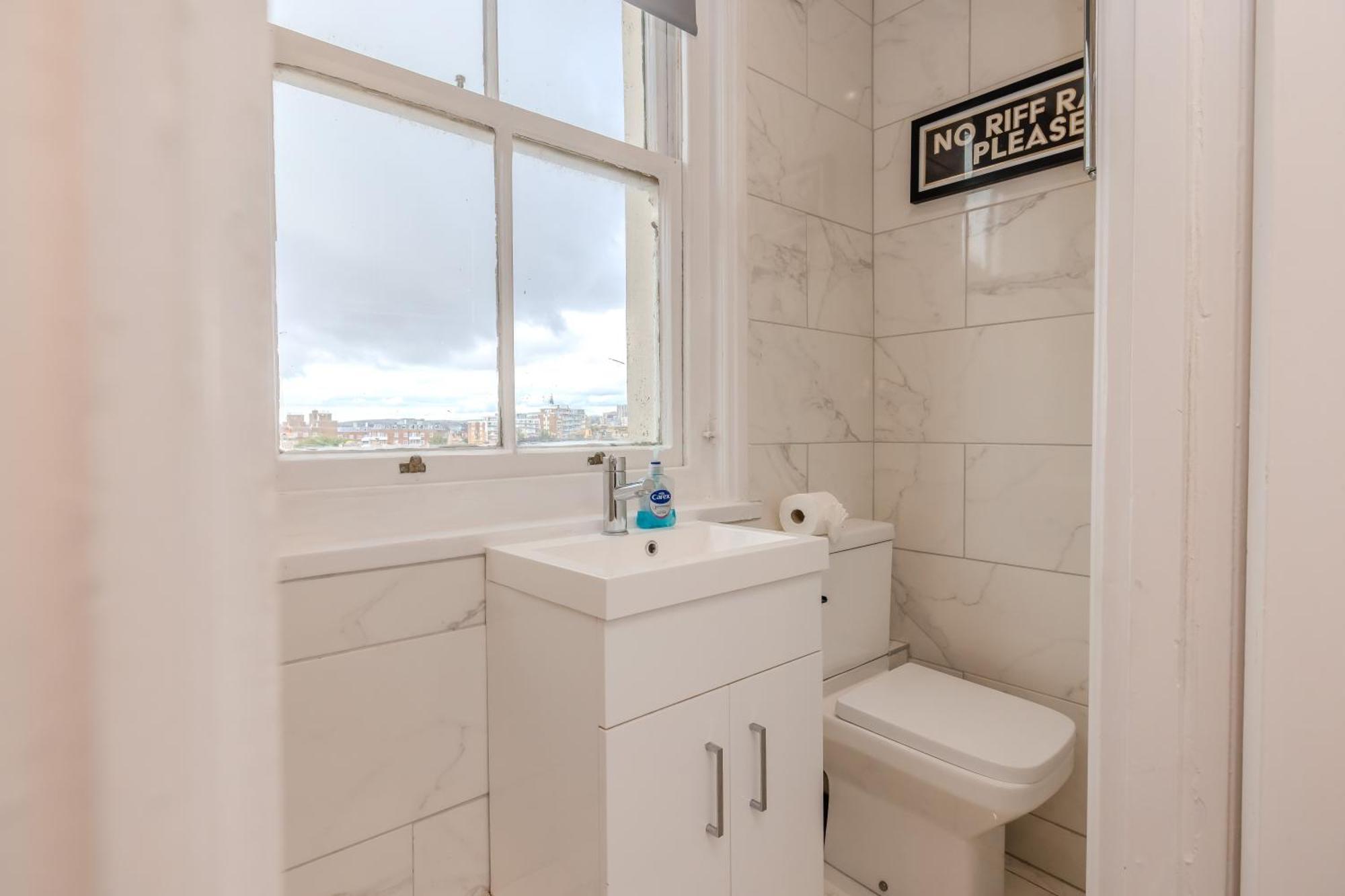 Apartment Luxe Living L 2-bedroom Flat With Free Parking *