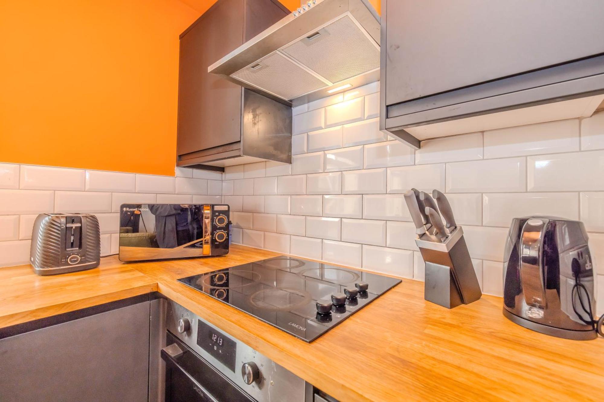 Apartment Urban Oasis L Sleek 2-bedroom With Convenient Free Parking Brighton