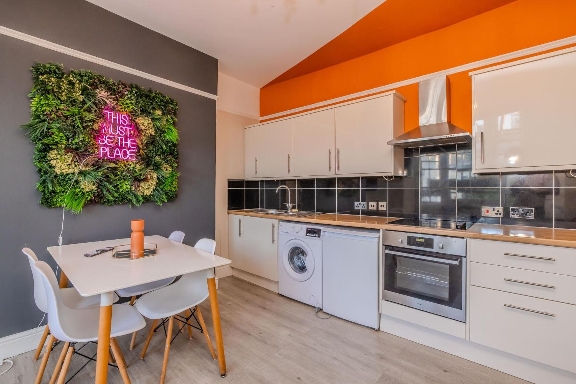 Roomy 2-bedroom For A Peaceful * Brighton