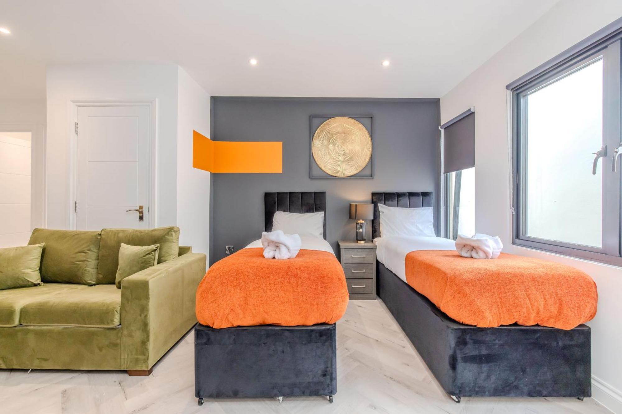 Apartment 1-bedroom With Balcony L Steps From
