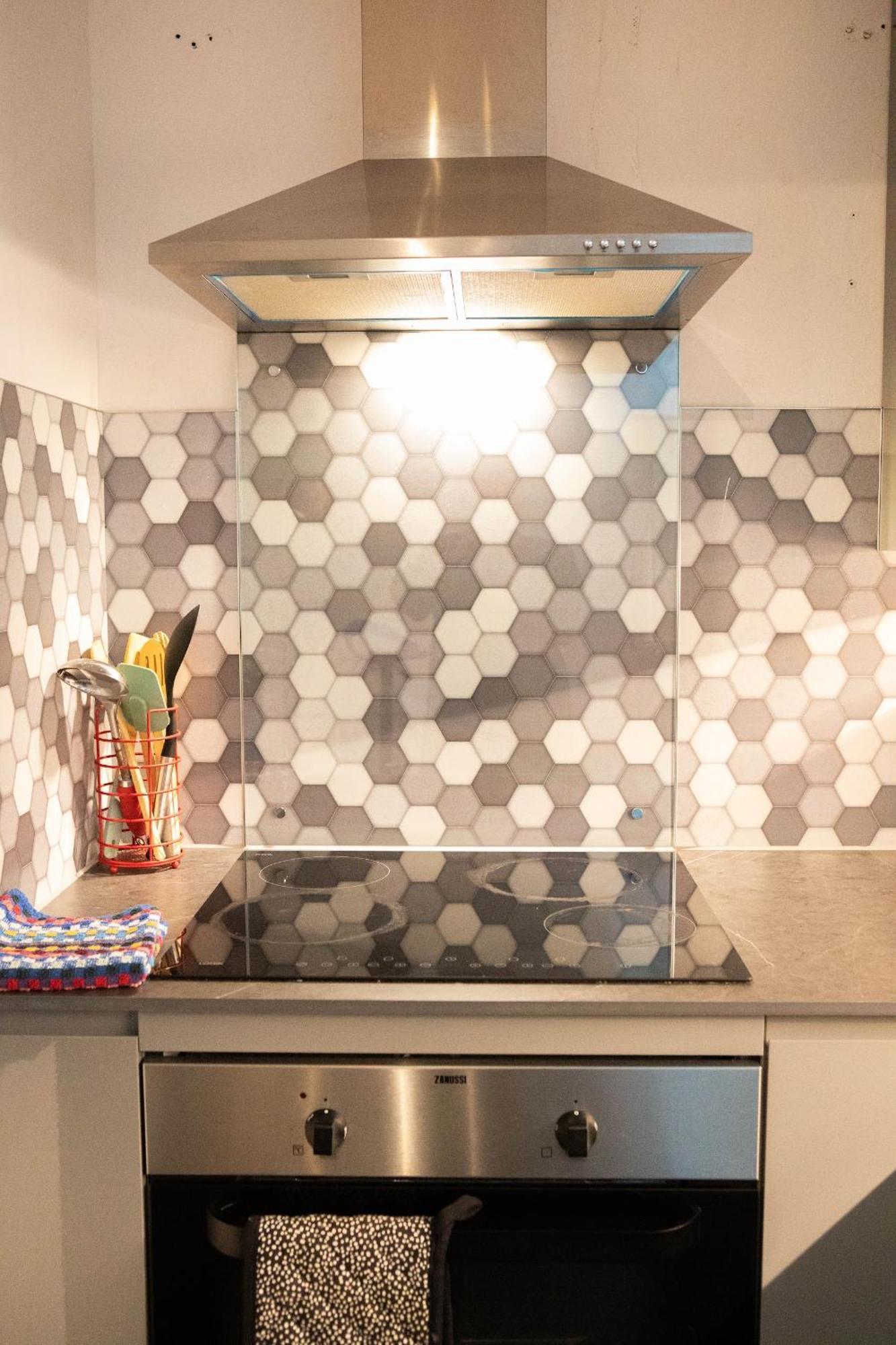 Apartment Best Location,4-Br House,Churchill Square Car Park & Sea-2 Min, Brighton Conference Centre 3 Min, Shops, Restaurants, I-360, Pier - Walking Distance