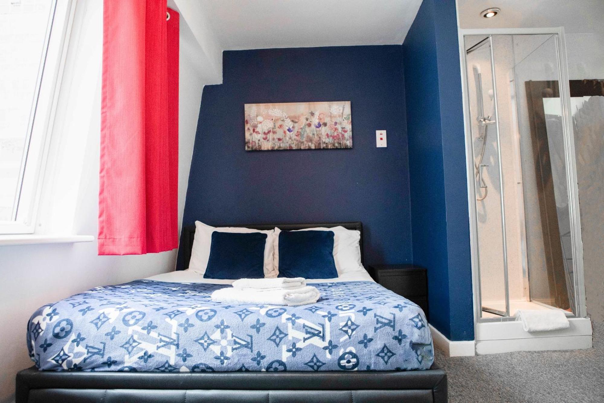 Best Location,4-Br House,Churchill Square Car Park & Sea-2 Min, Brighton Conference Centre 3 Min, Shops, Restaurants, I-360, Pier - Walking Distance *