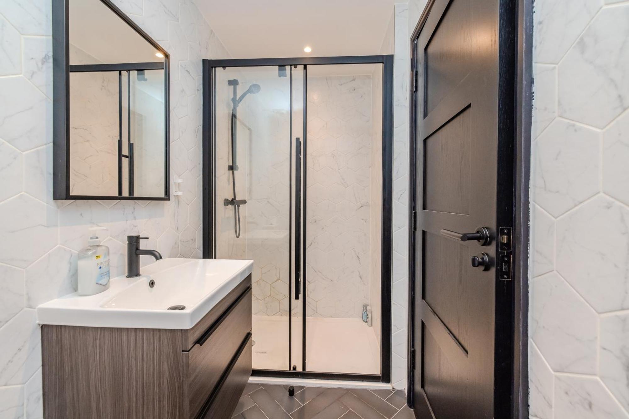 Prefect At Next To Apartment