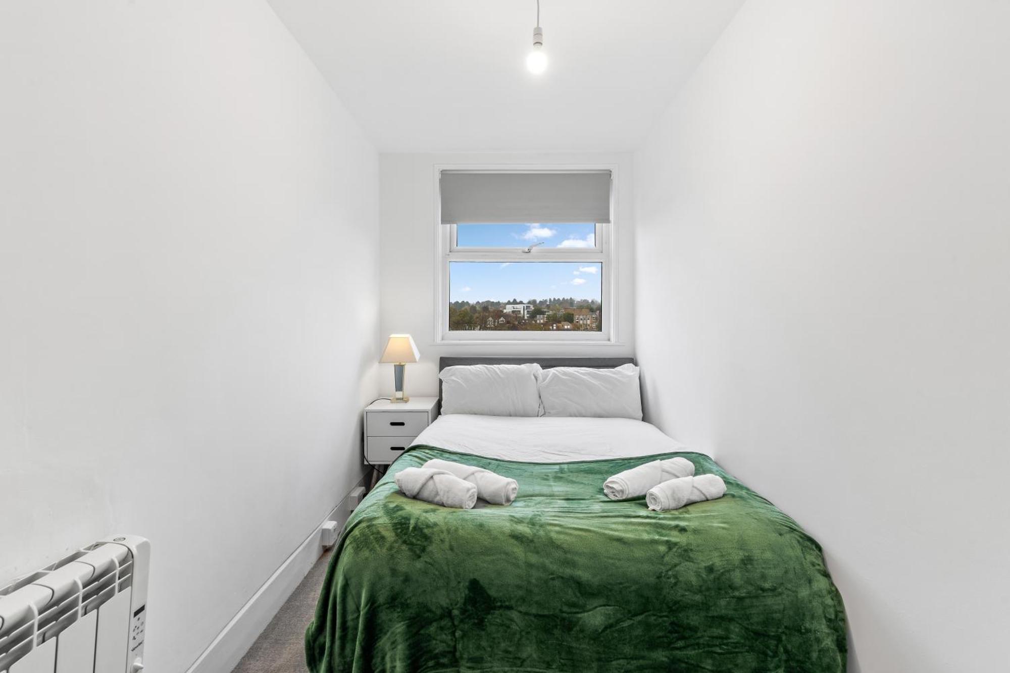 Flat In And Brighton