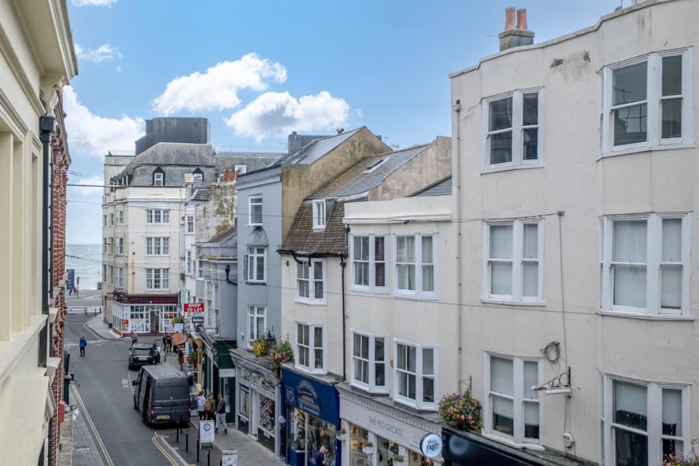 Flat 1 Stunning Loft Style In The Famous Lanes Apartment Brighton