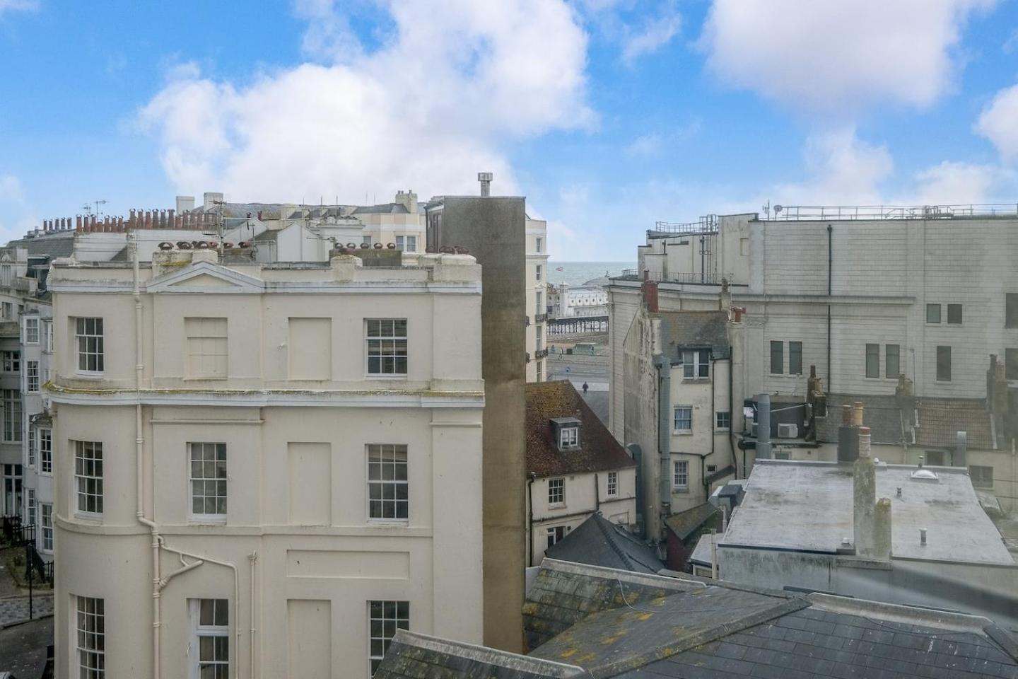 Flat 1 Stunning Loft Style In The Famous Lanes * Brighton