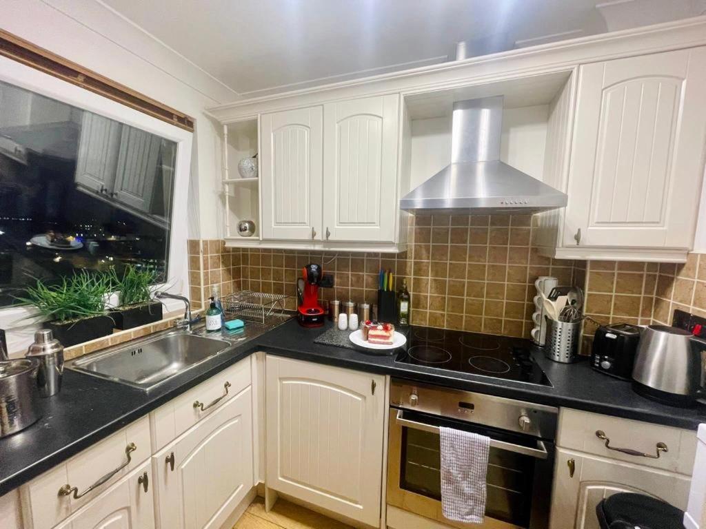 1 Minute To The And Centre Apartment