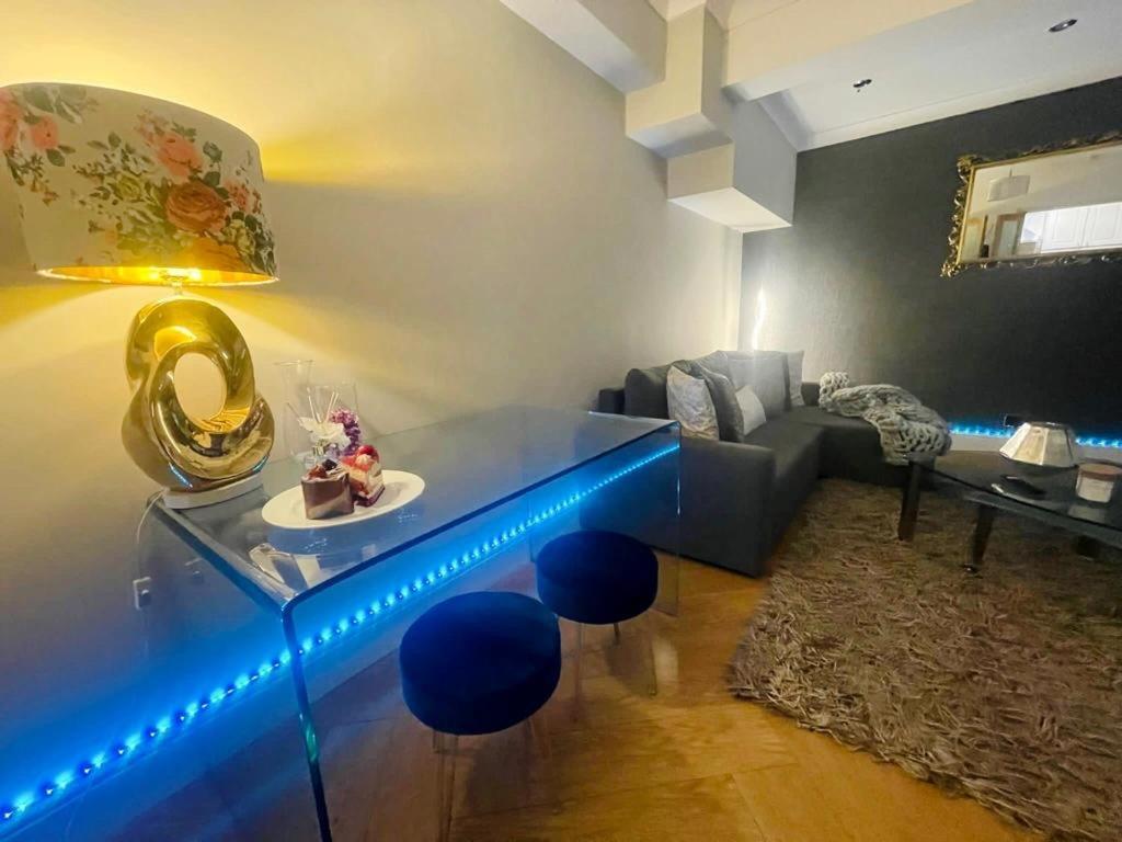 Apartment 1 Minute To The And Centre *