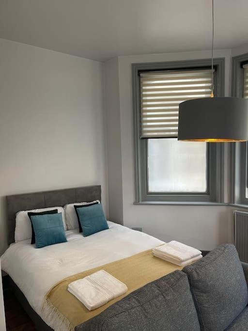 1 Large Comfy Garden - Prime Location Brighton