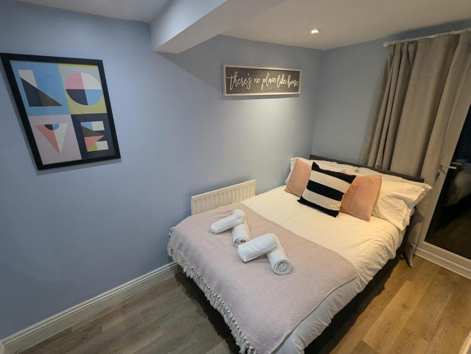 Stunning 3bed With Garden, Sleeps 8 * Brighton