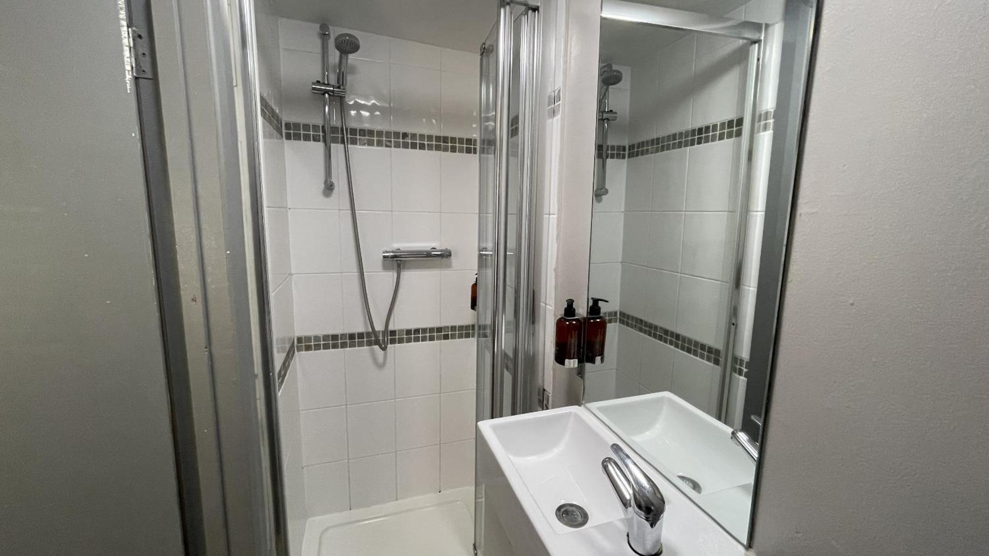 Ei8ht Guest 4* Brighton