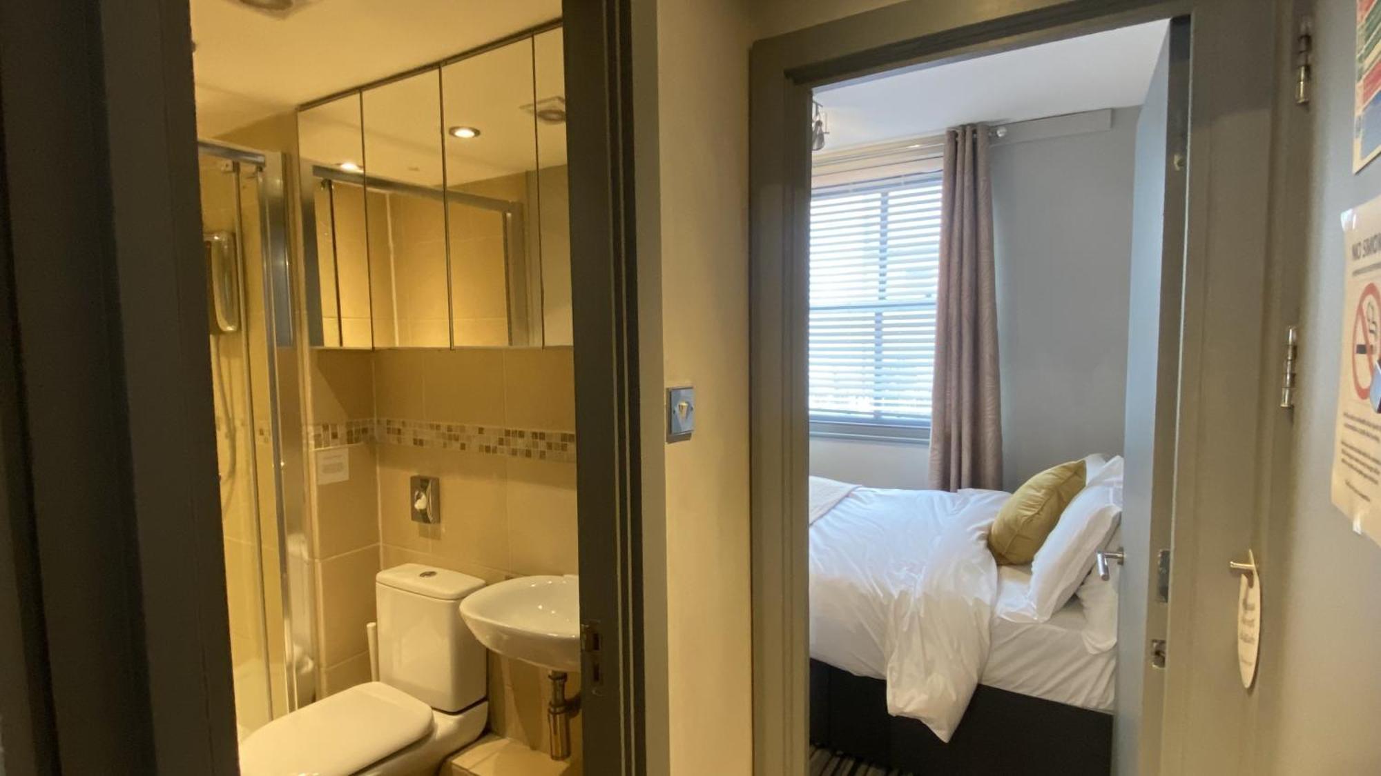 Ei8ht Guest Aparthotel