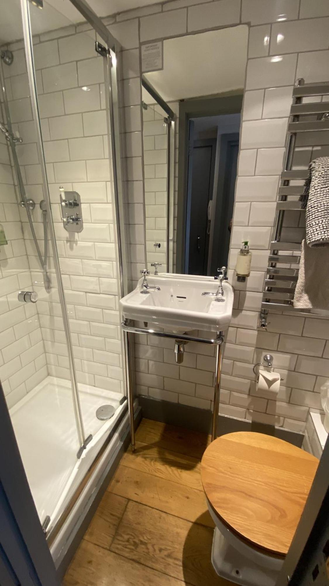 Ei8ht Guest 4* Brighton