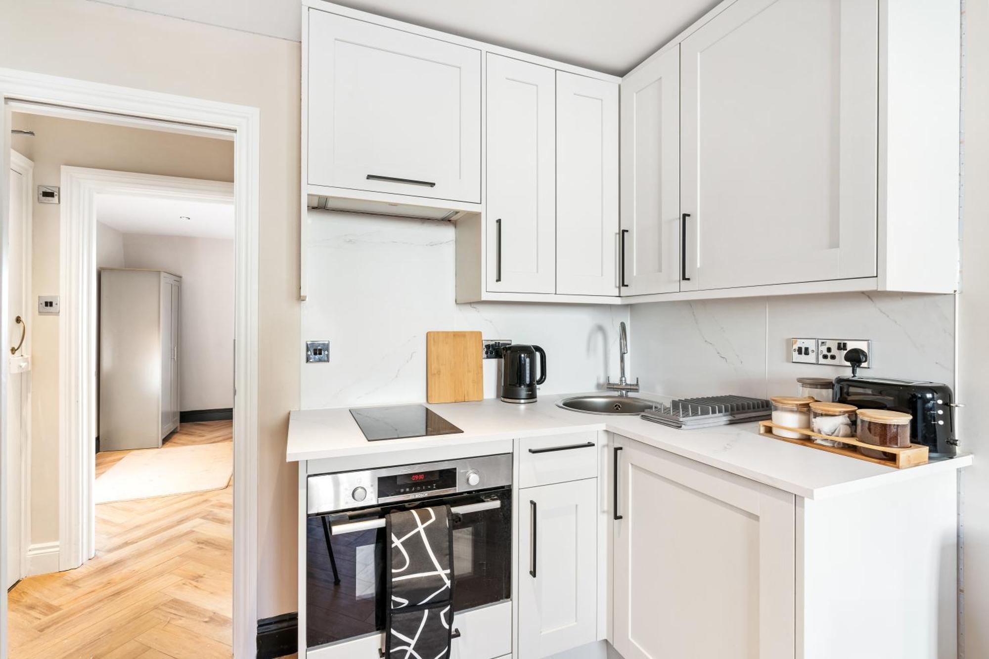 Sea Breeze Escape Apartment