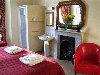 Pavilions 4* Brighton