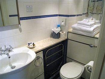 Pavilions Hotel 4*