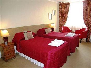 Pavilions Hotel 4*