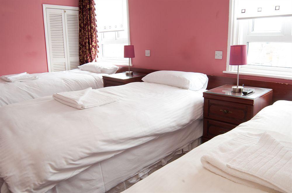 Guest house Surf 4*