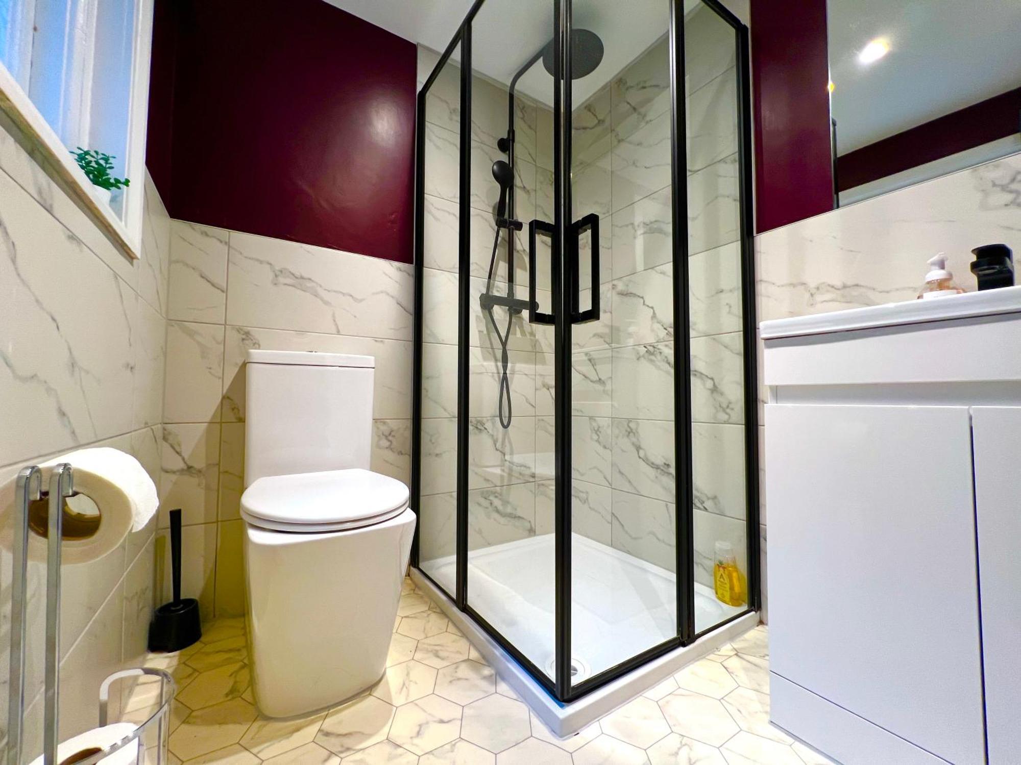 7 Bed House * Brighton