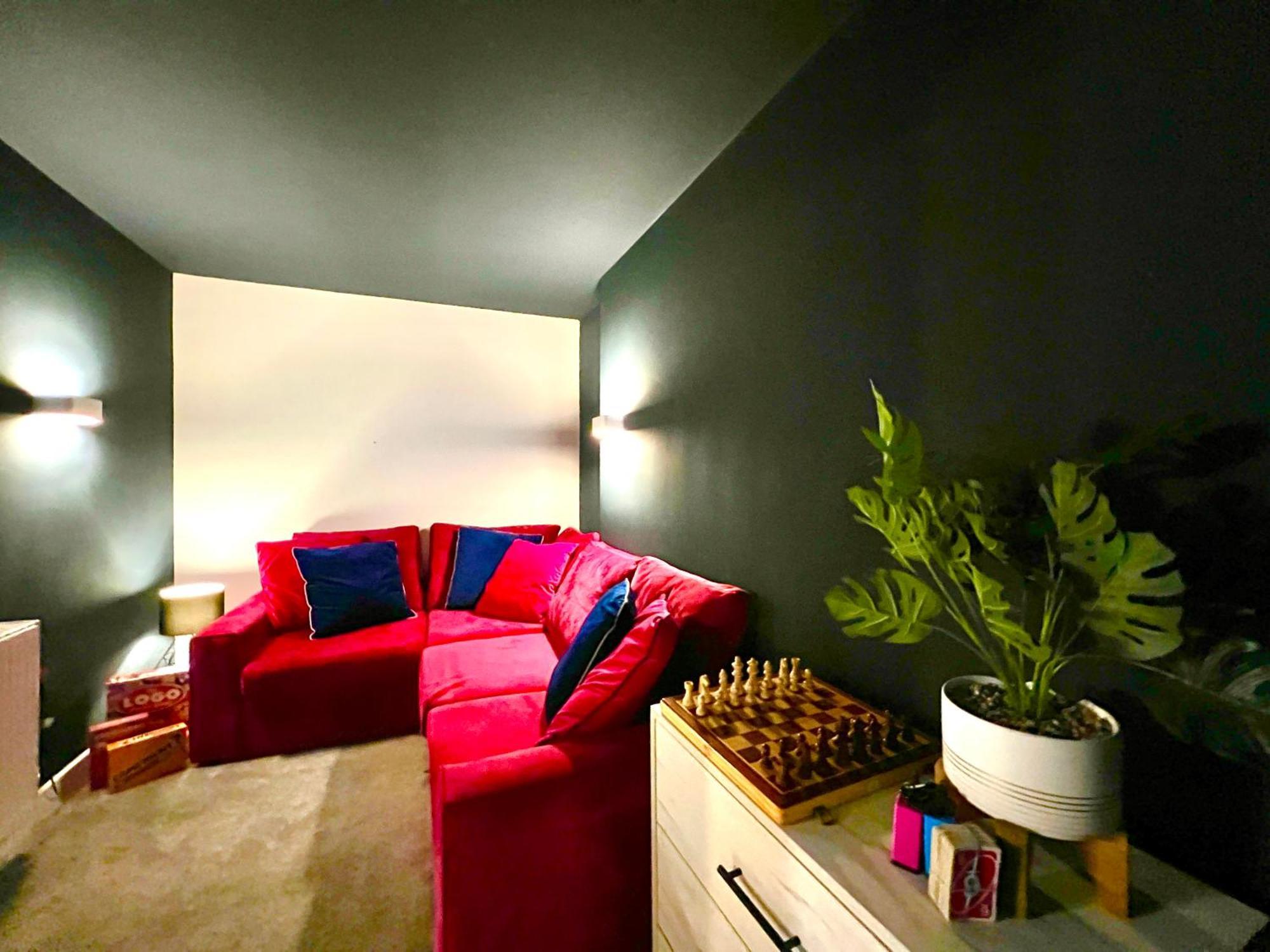 7 Bed House * Brighton