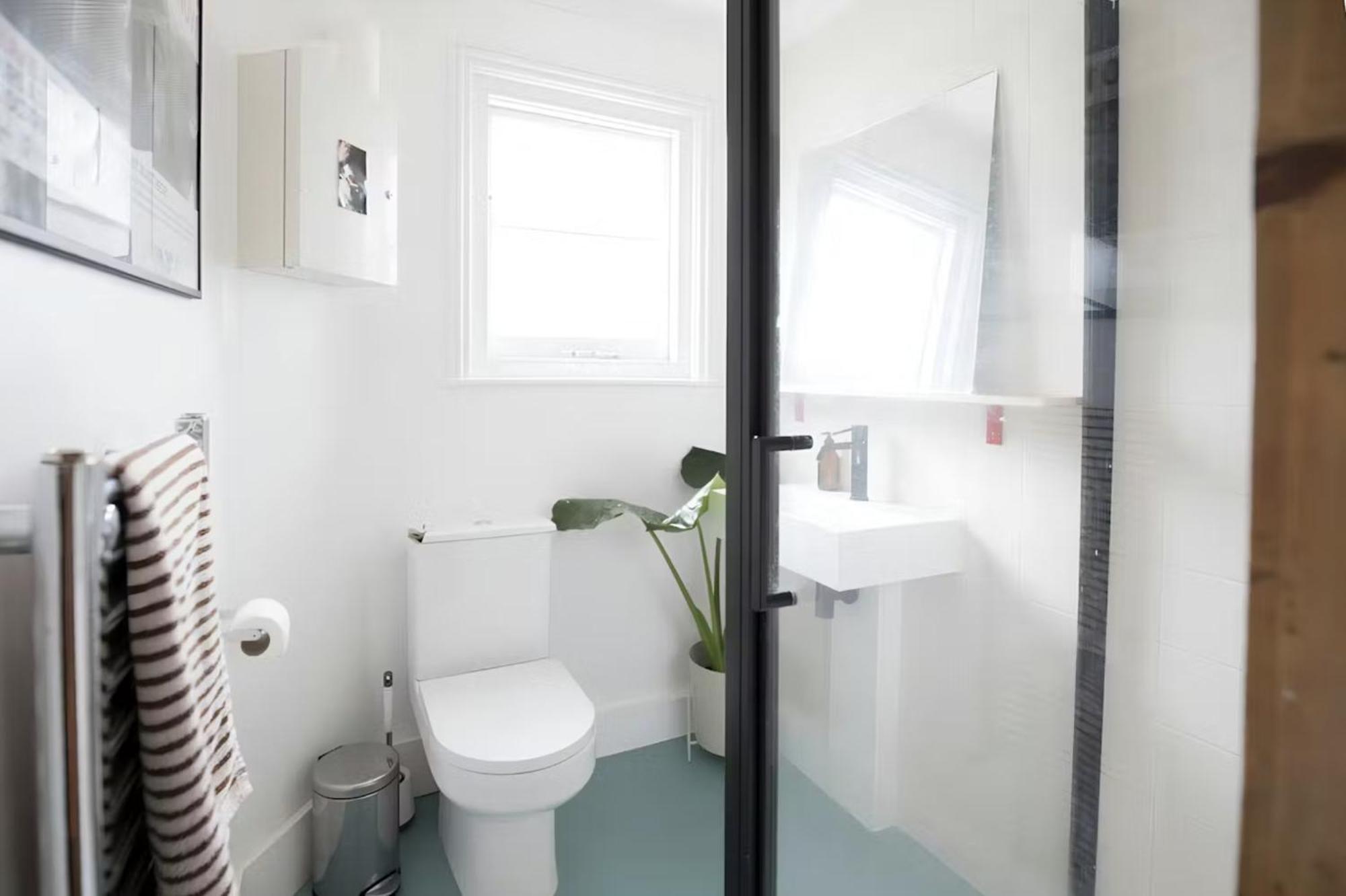 Mid Century Seaside Flat Brighton