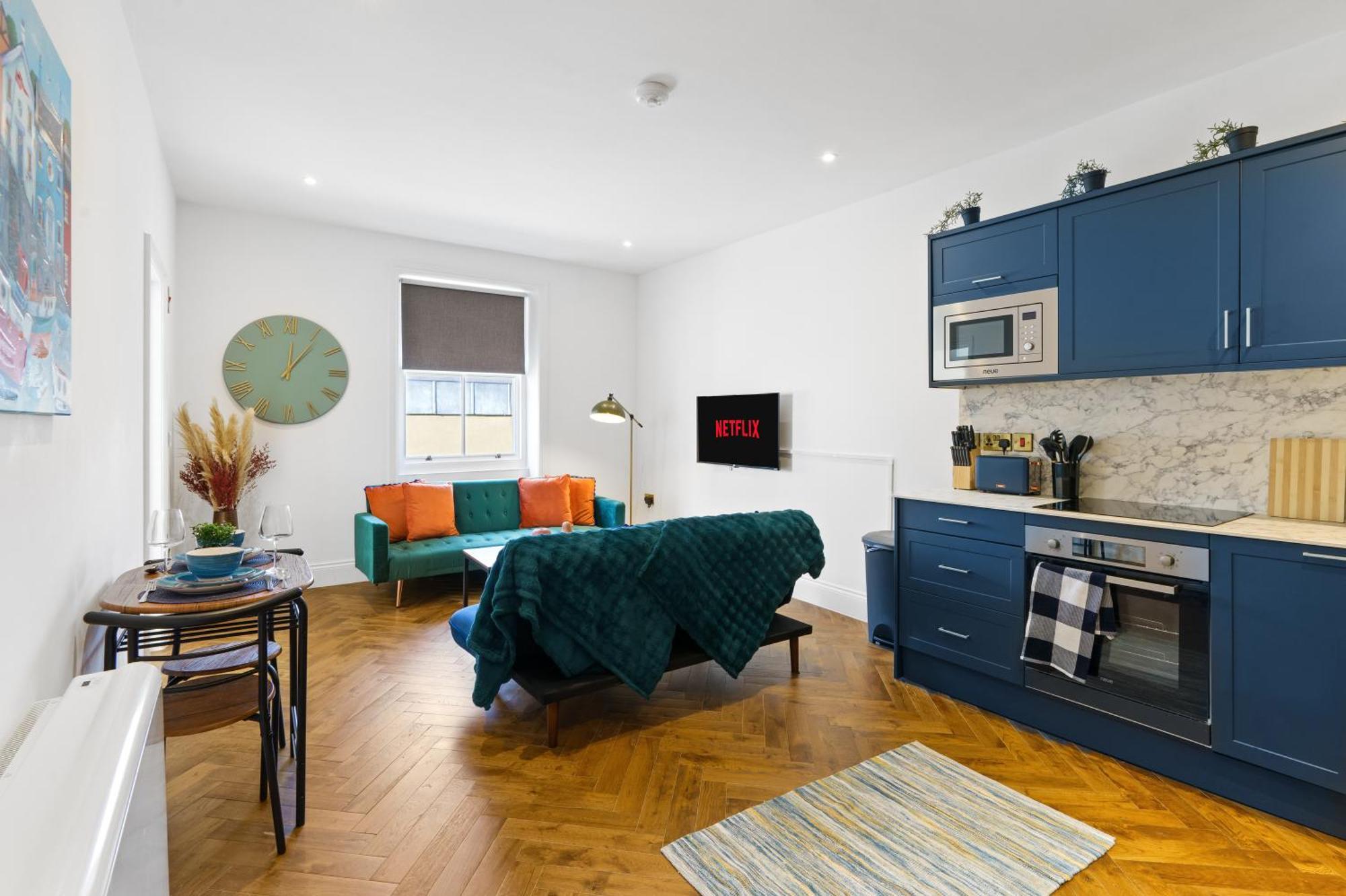 Stylish Modern Flat Apartment