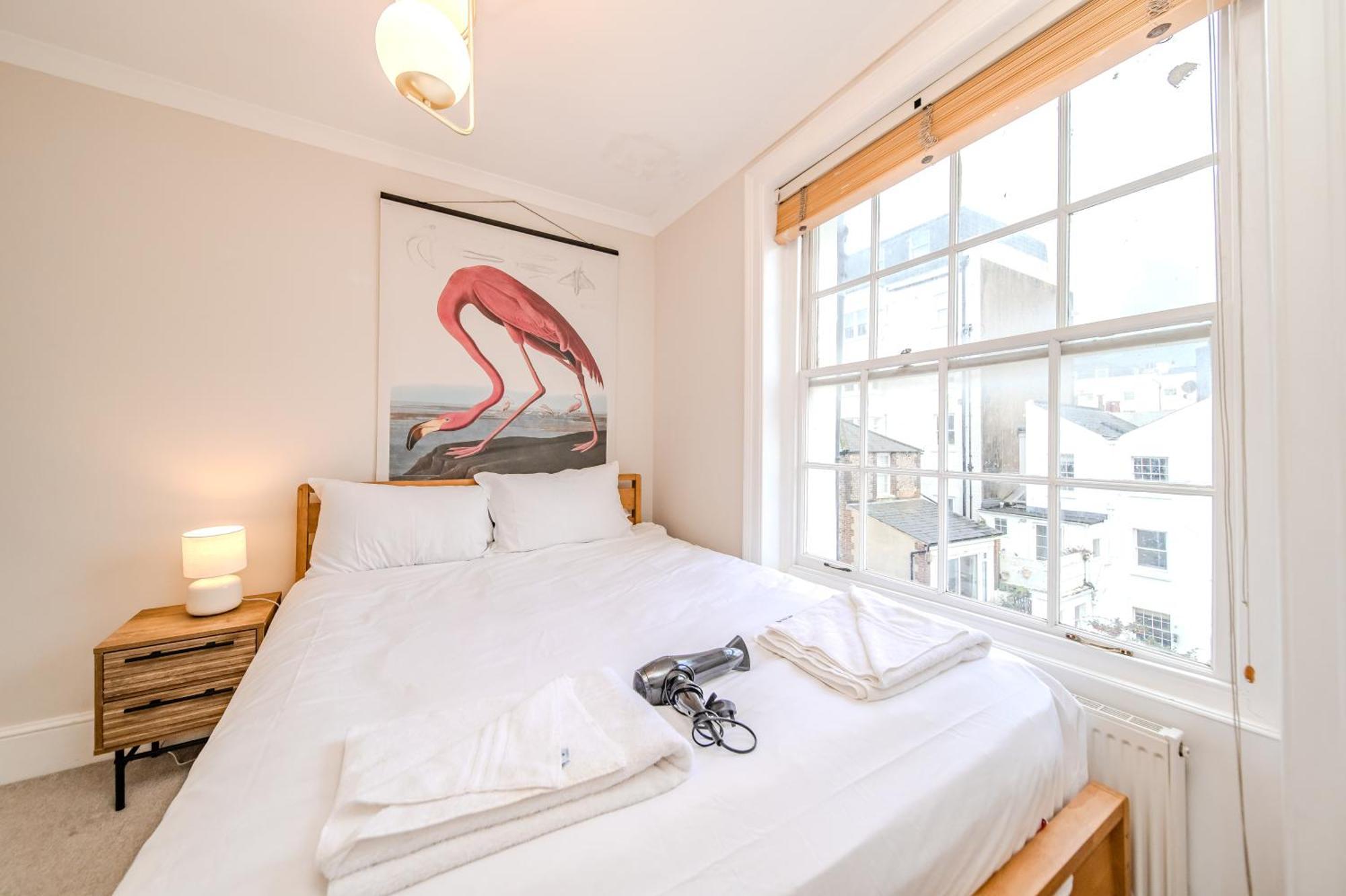Elegant 1 Bedroom Flat Near Pier And Lively Kemptown Apartment Brighton