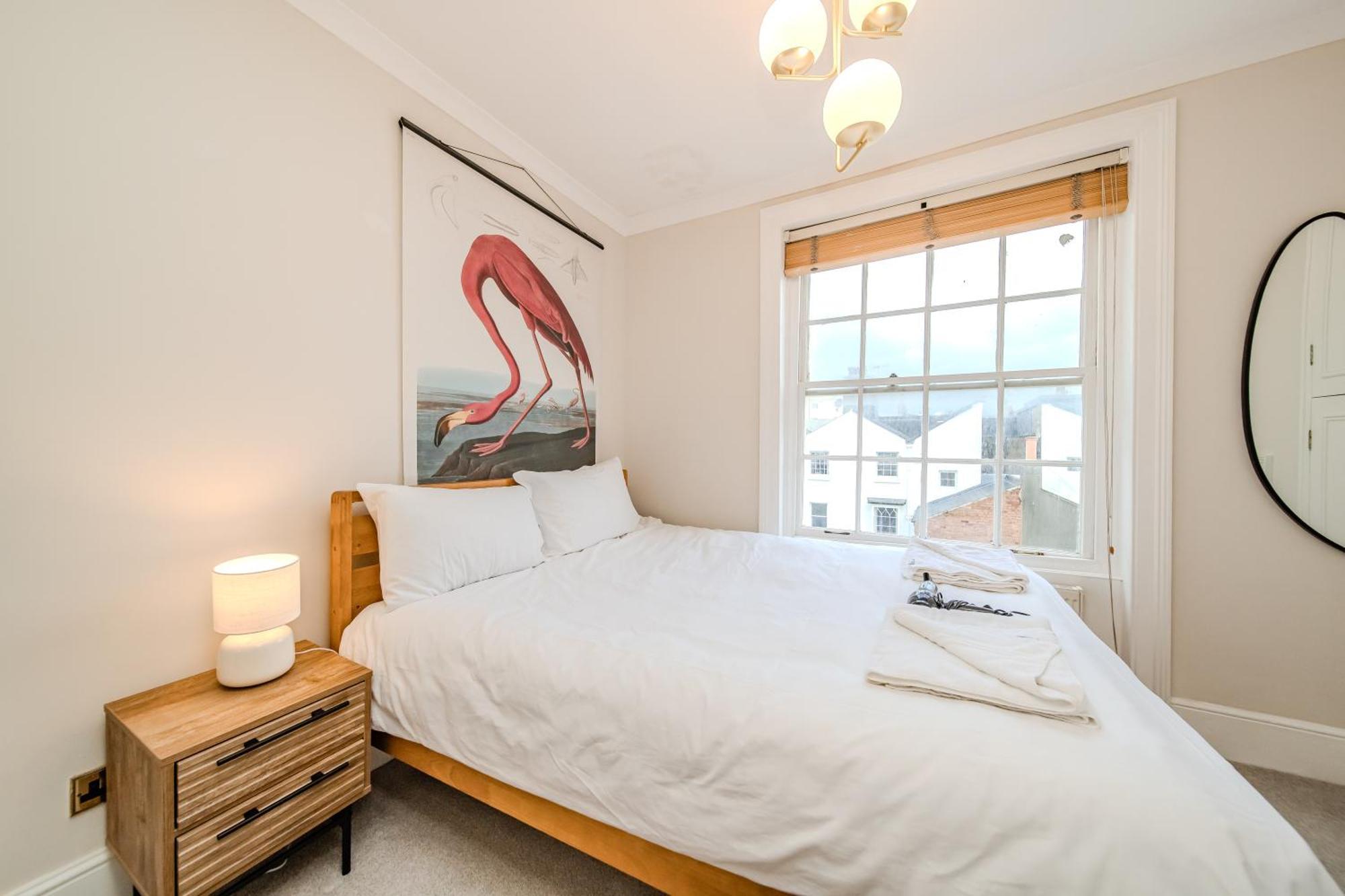 Elegant 1 Bedroom Flat Near Pier And Lively Kemptown Brighton