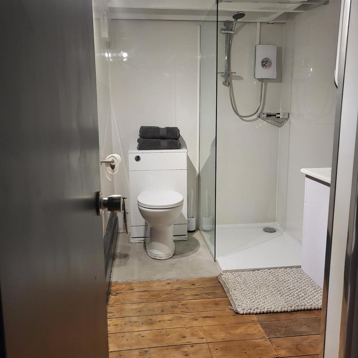 Apartment 21 Mini Loft - Prime Location - - Quiet *