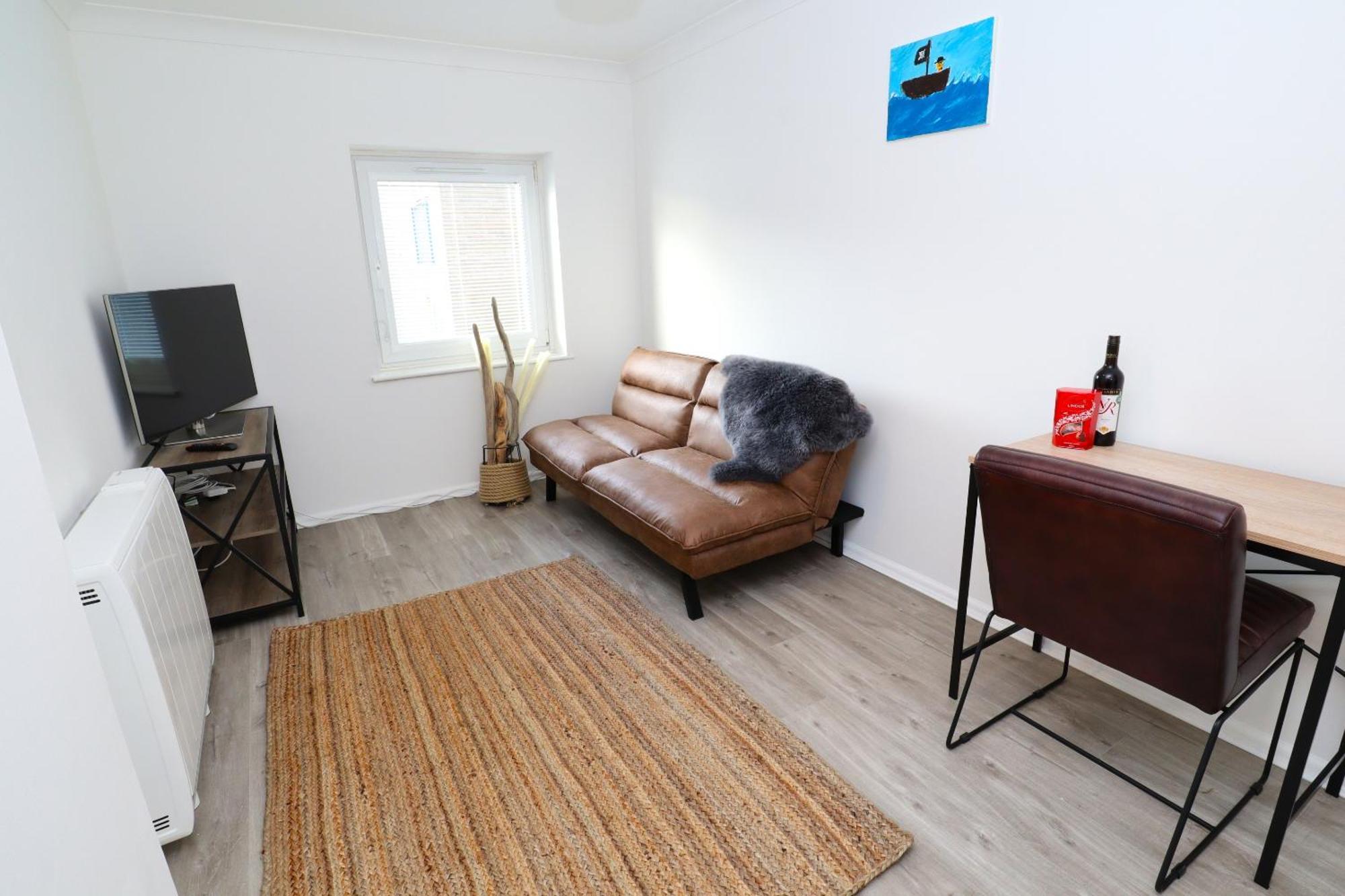 Windsor Apartment *