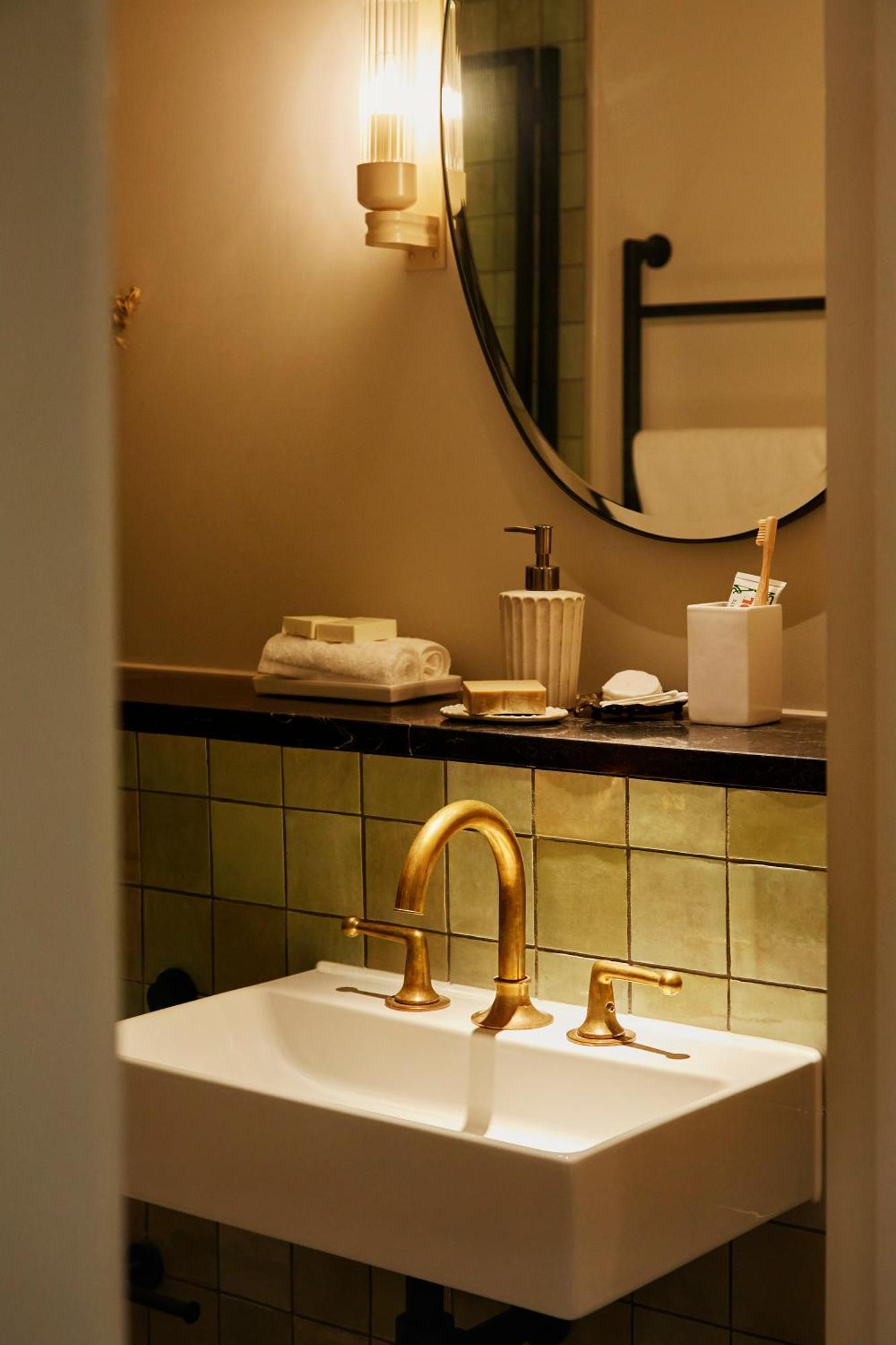 Hotel No.124 By Guesthouse, 5*