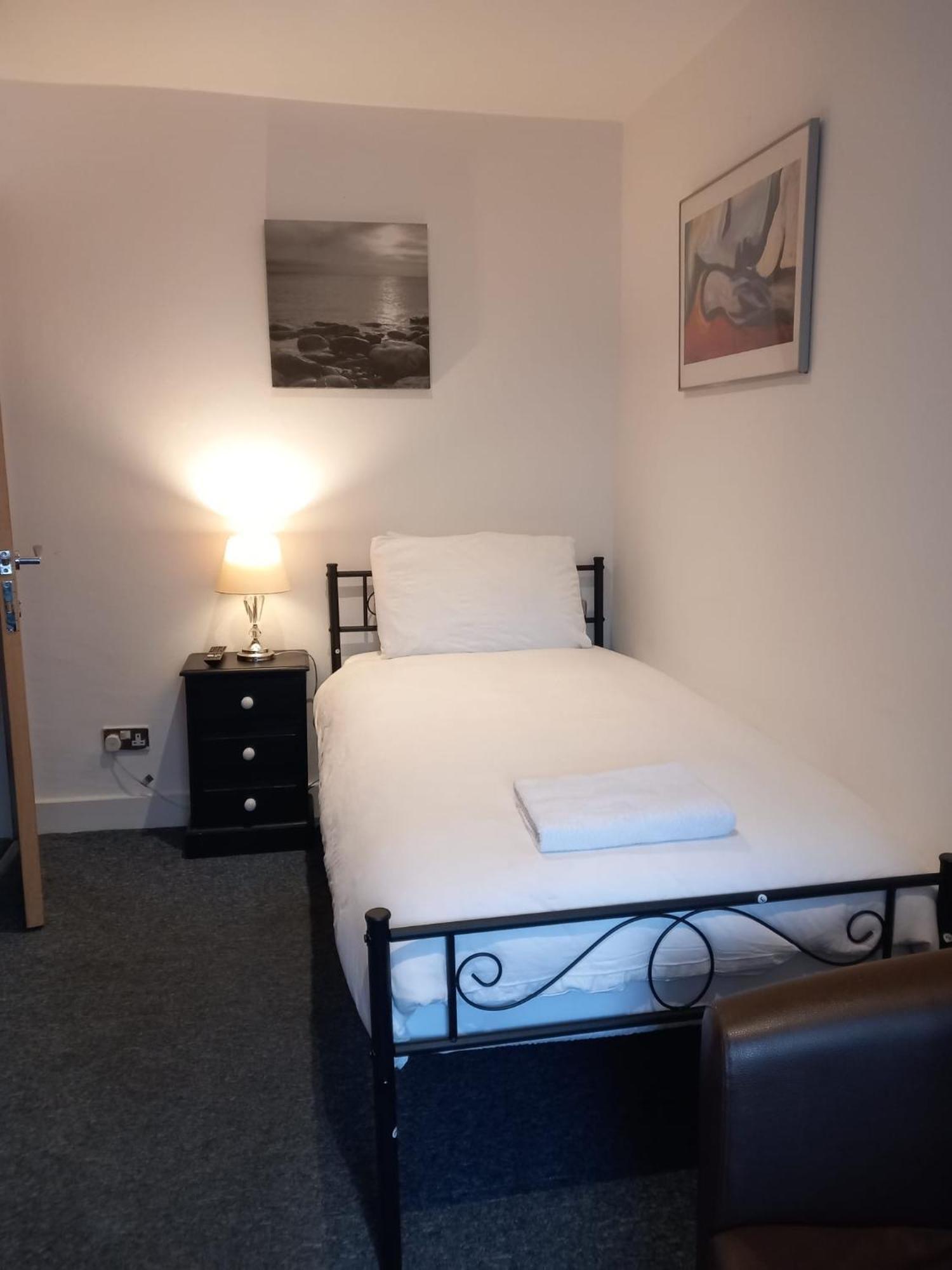 Number Three Guest house Brighton