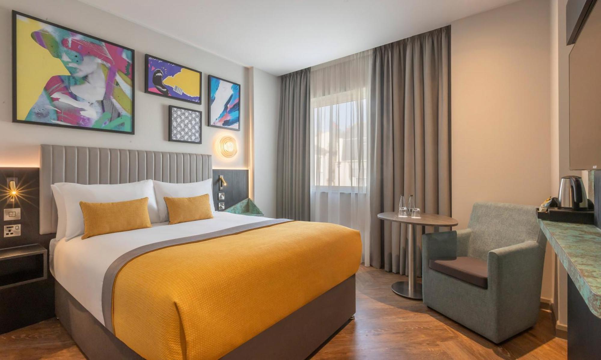 Maldron Centre Hotel 4*