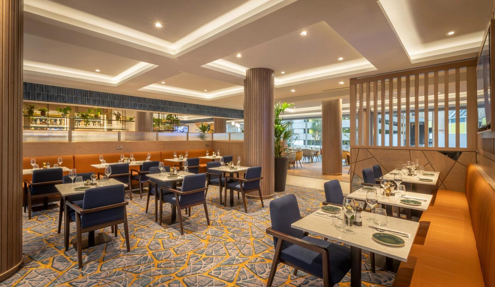 Maldron Centre Hotel 4*