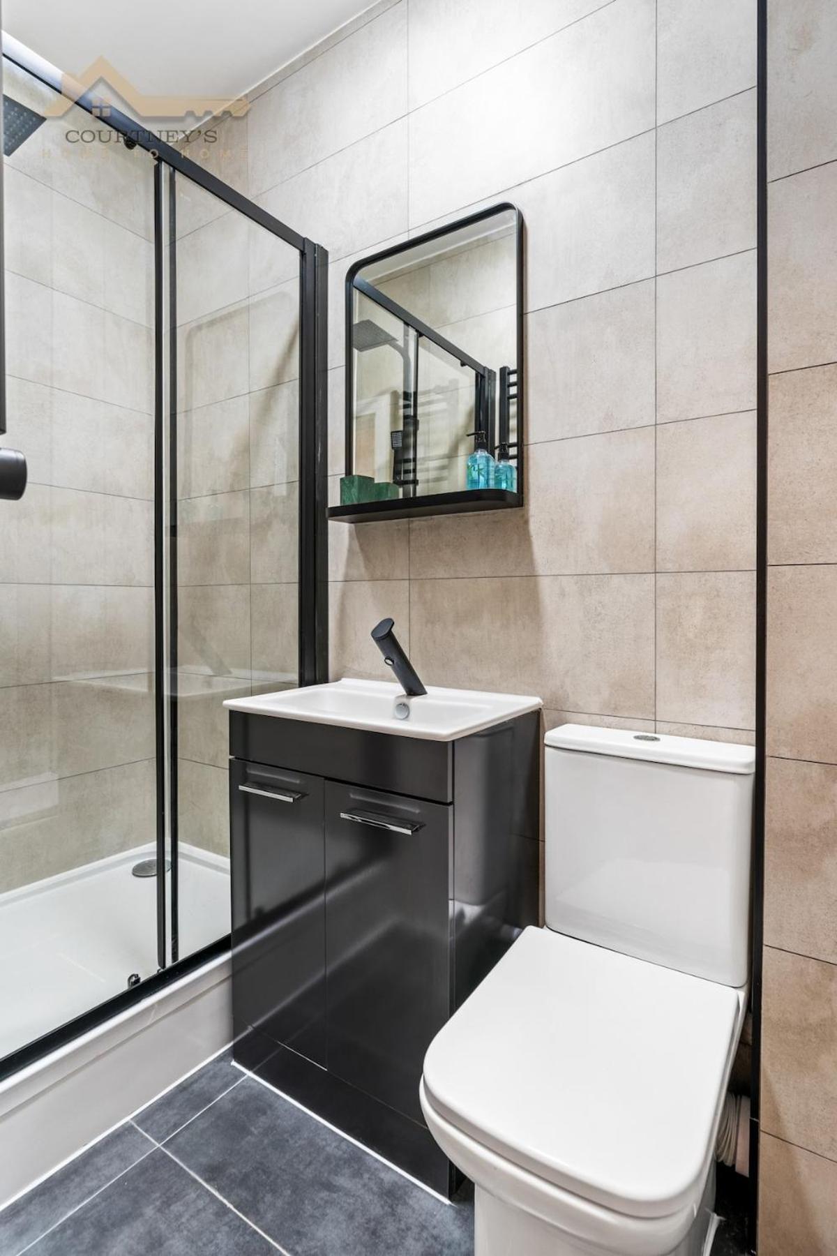 Modern Flat By Train St & Must-See Sights * Brighton