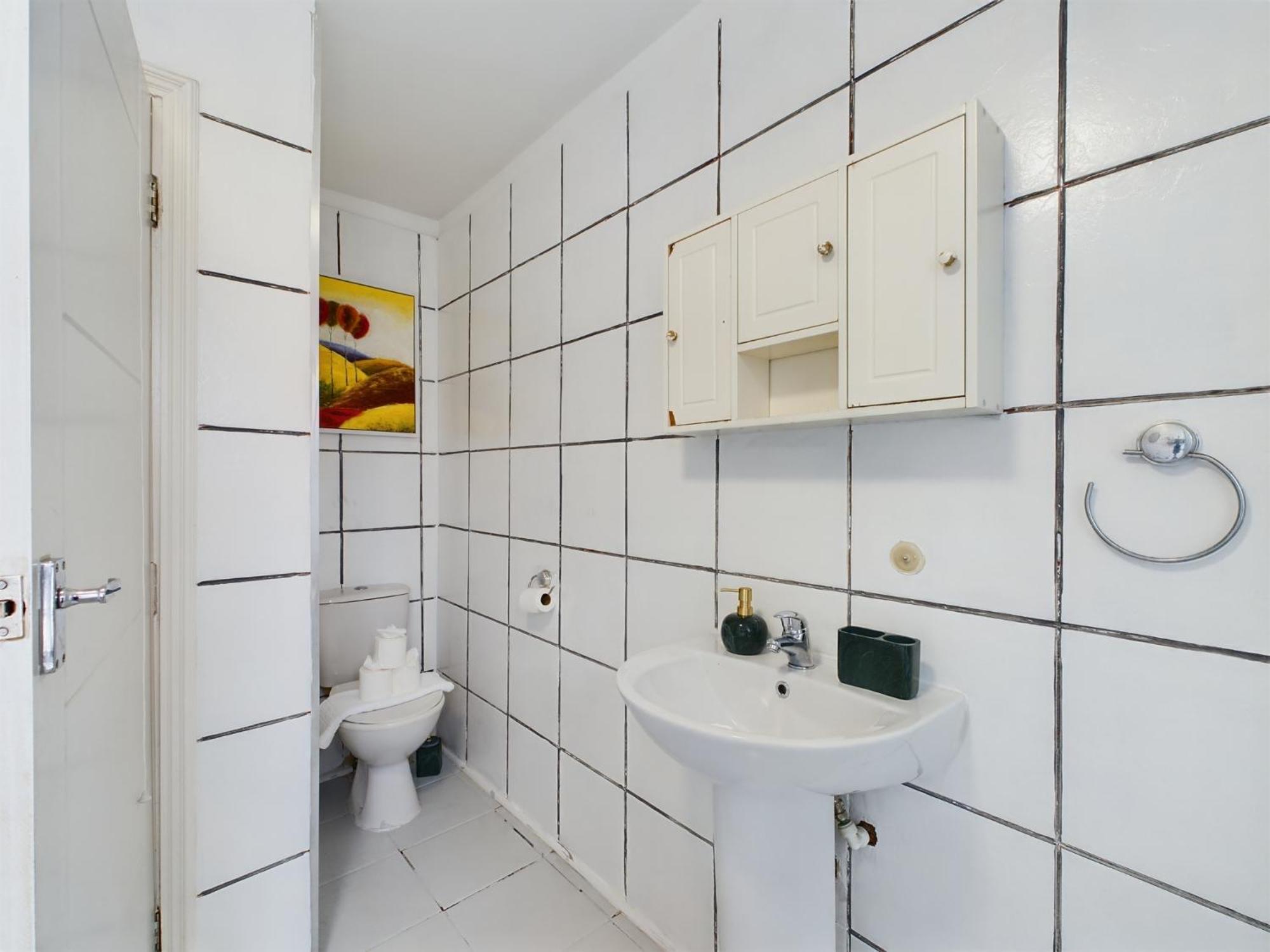 Apartment Pool Table 4 Bed Flat For 6 Guests Brighton