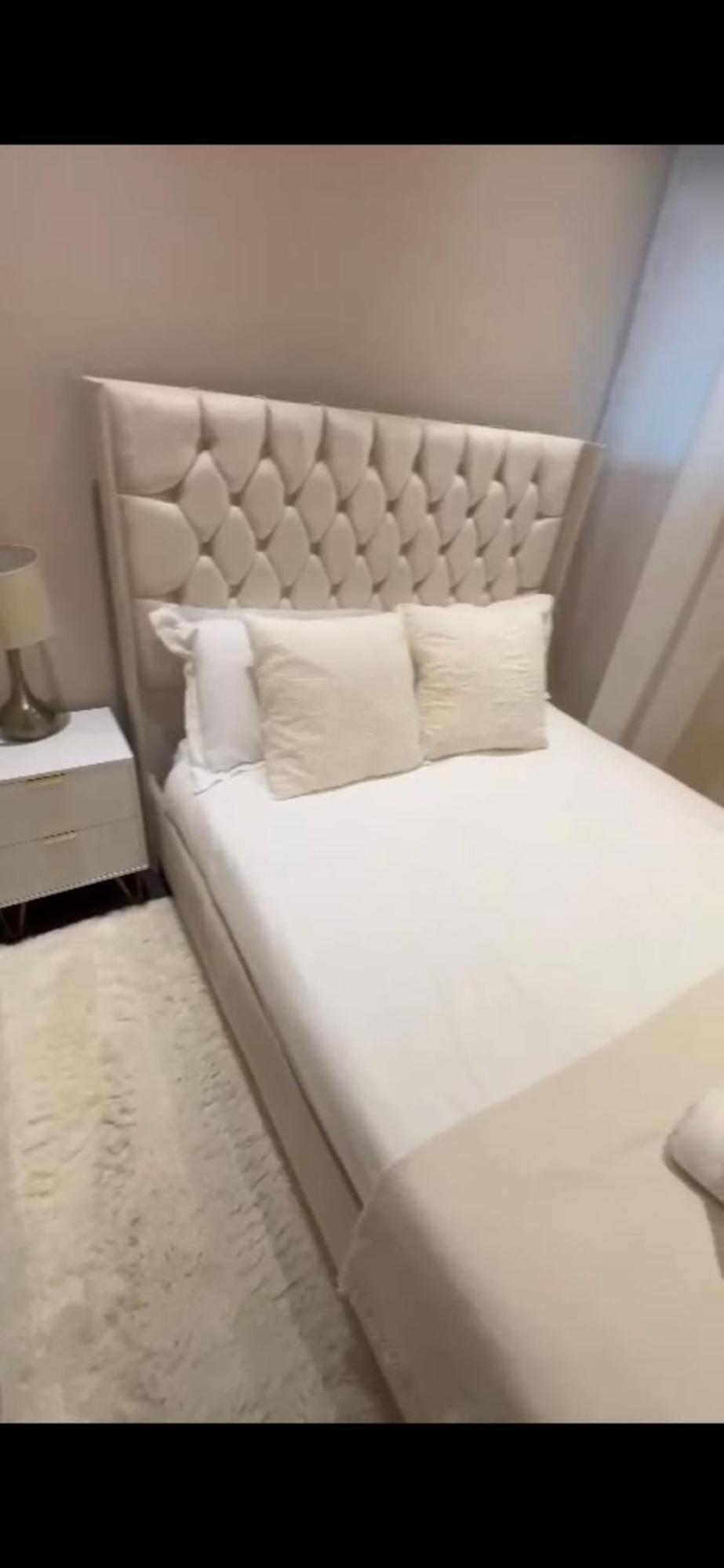 Luxury Flat Apartment *