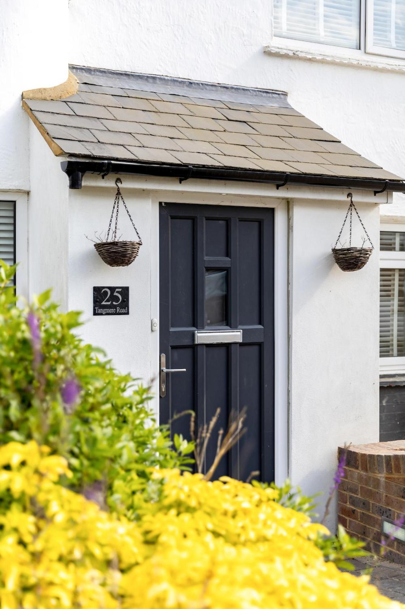 Tangmere Road Holiday home *