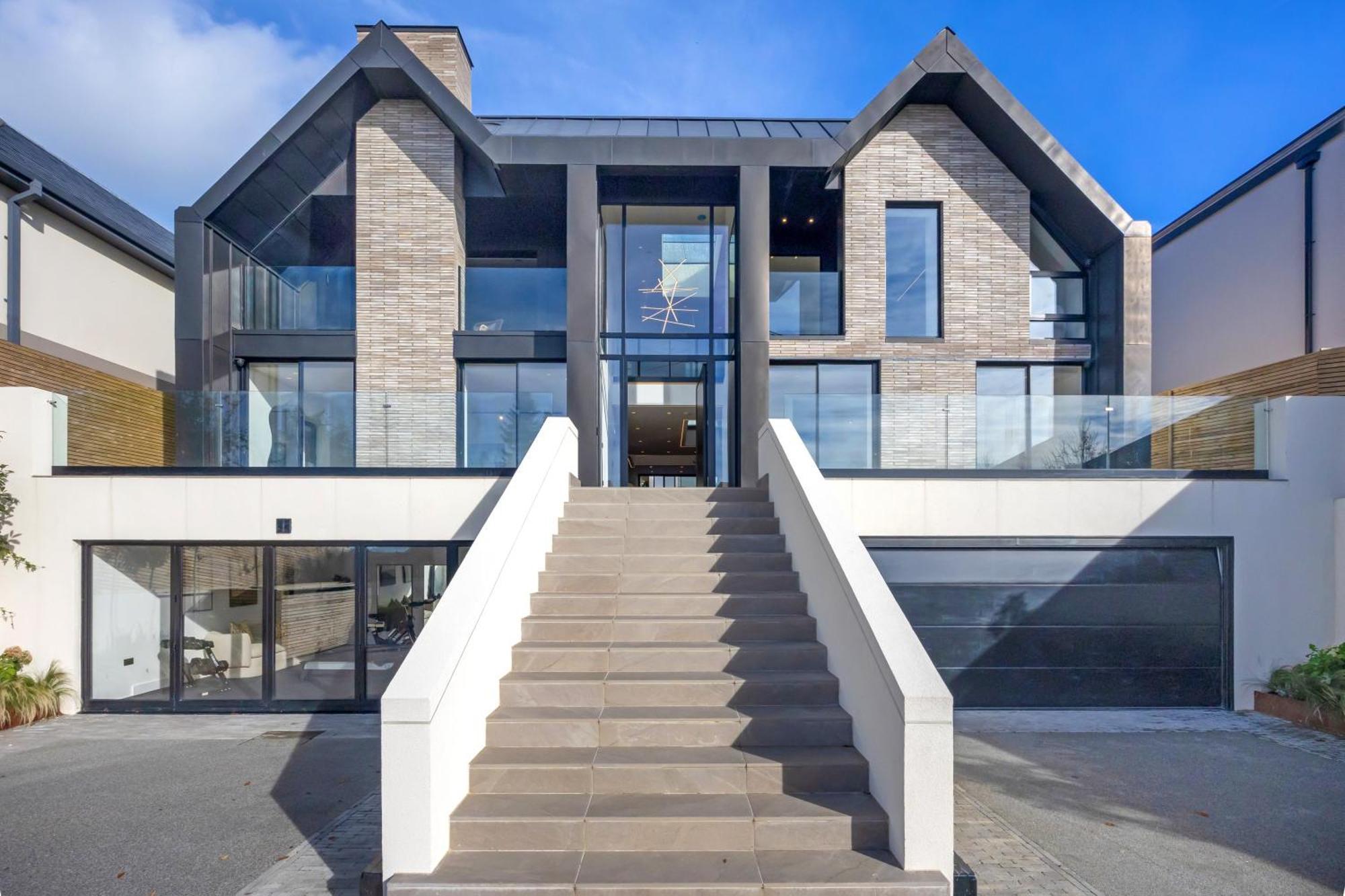 Hill Brow Holiday home