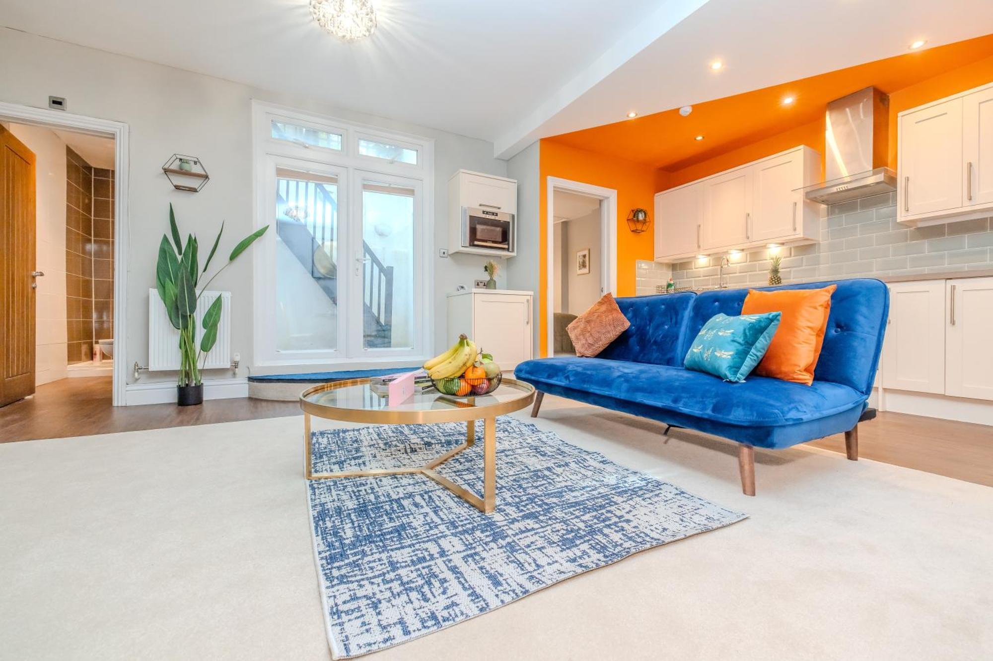 Apartment Beautiful1 Bedroom Flat Next To