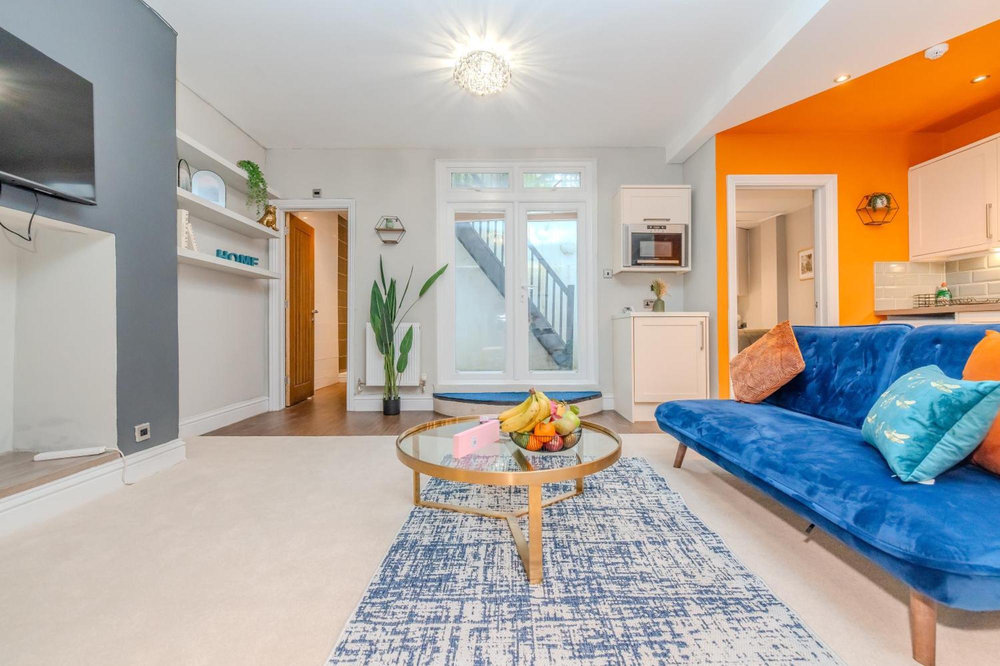 Apartment Beautiful1 Bedroom Flat Next To *
