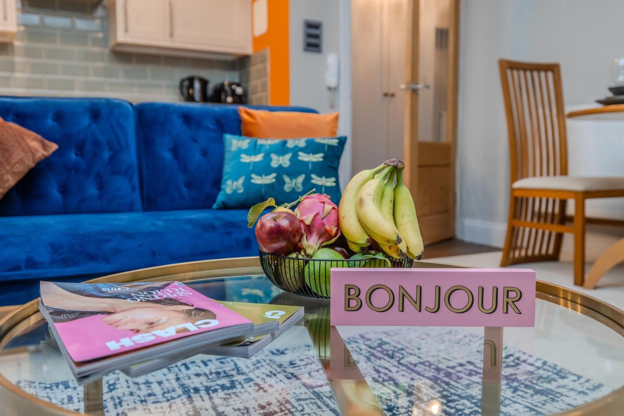 Beautiful1 Bedroom Flat Next To