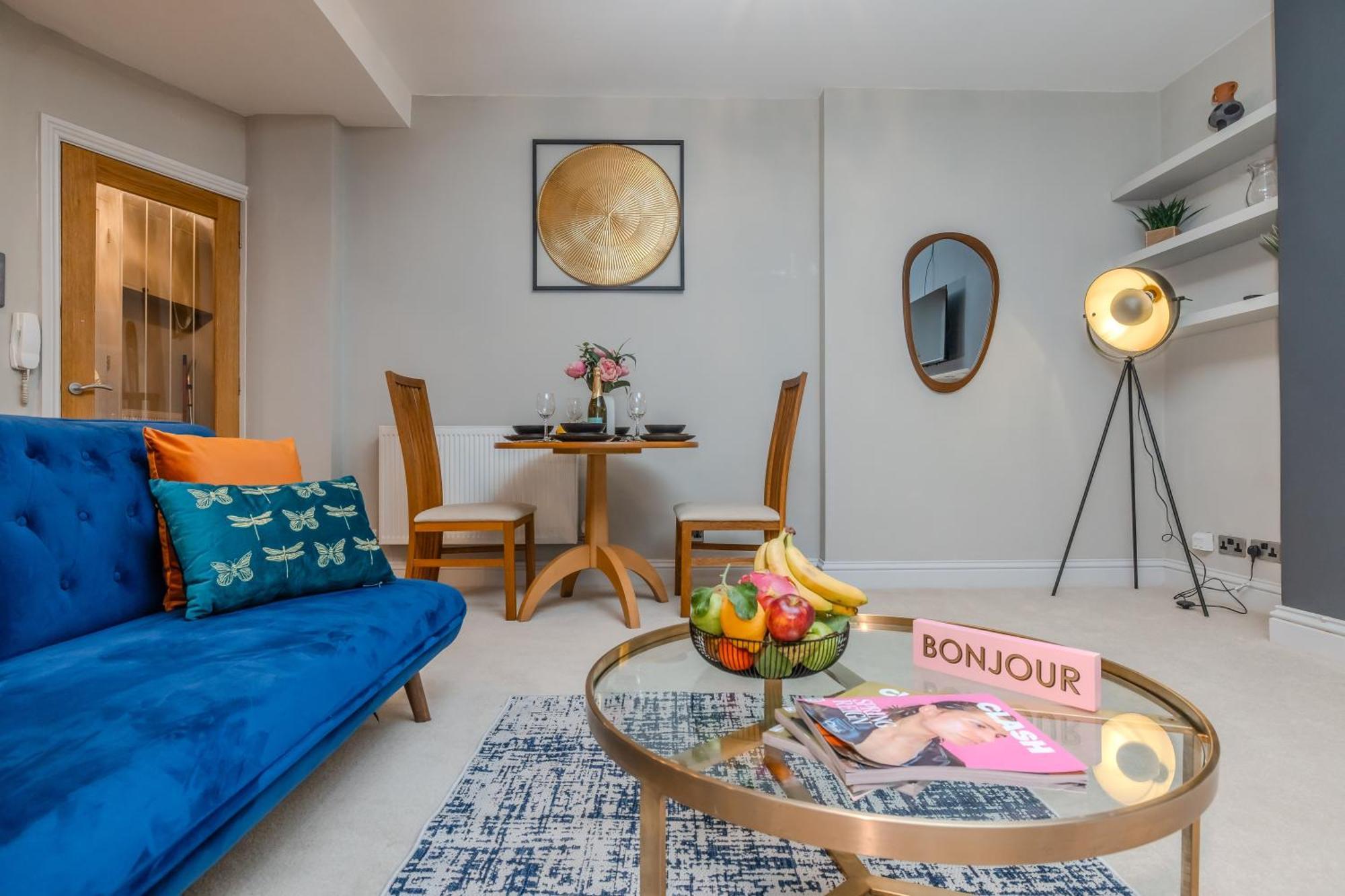 Beautiful1 Bedroom Flat Next To * Brighton