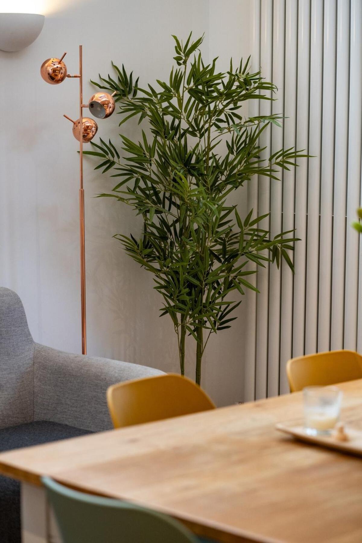 Holiday home Stylish Haven, Sleeps 1 To 7, Free Parking