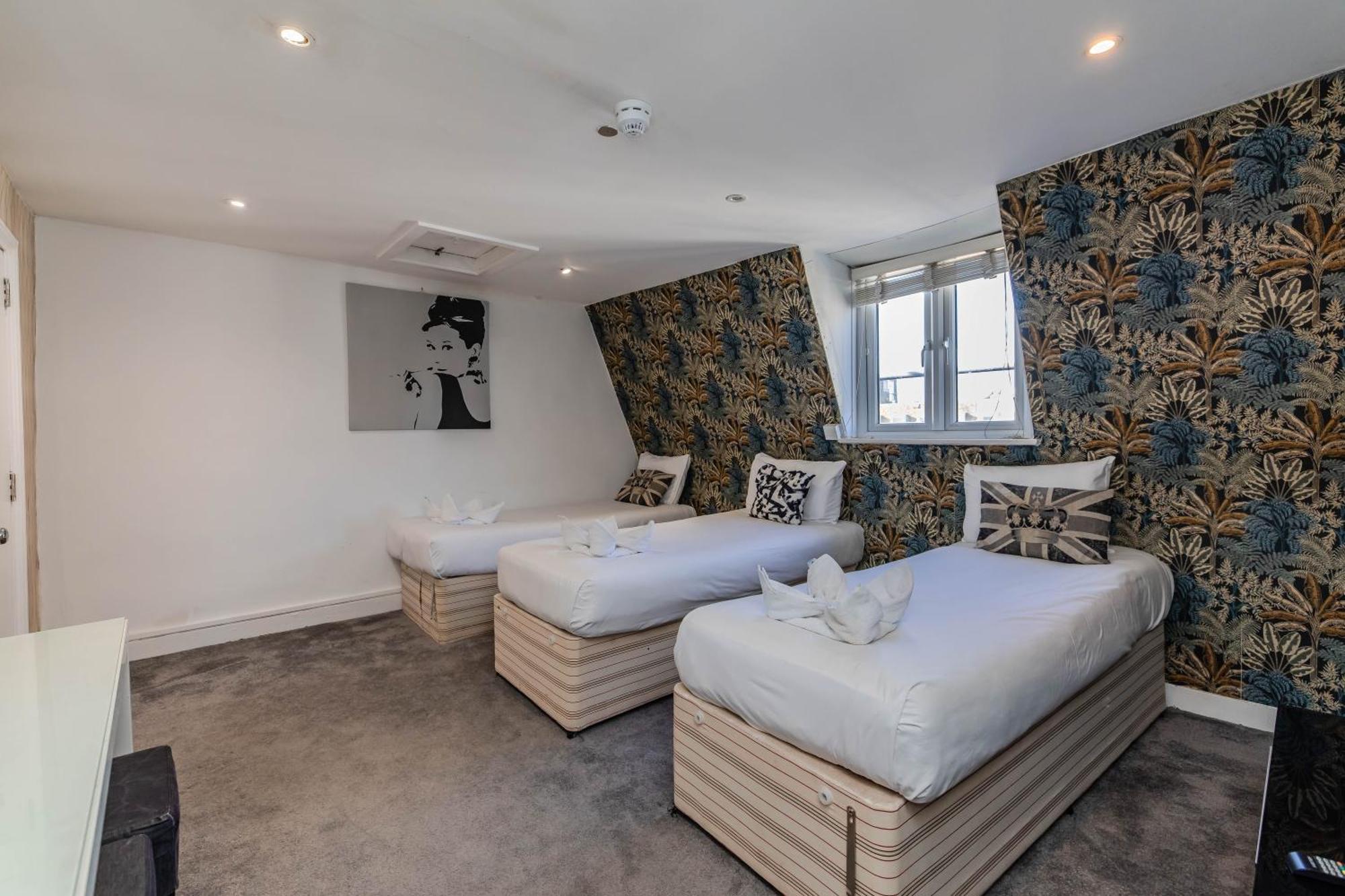 Perfect Big House Next To Sleep 20 Brighton