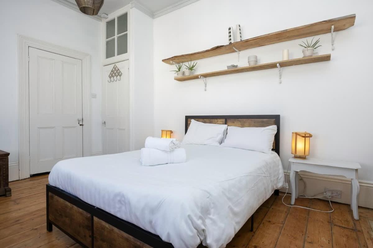 Apartment Host & - St Aubyns Coastal Retreat Brighton