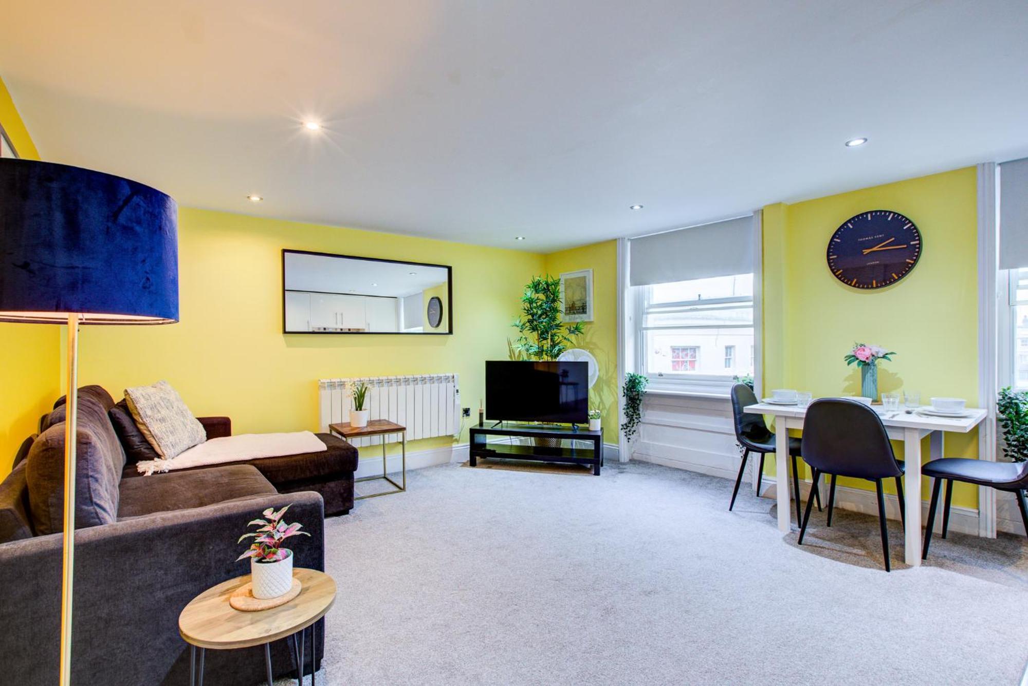 Apartment For 4 By The Pier - Flat 3