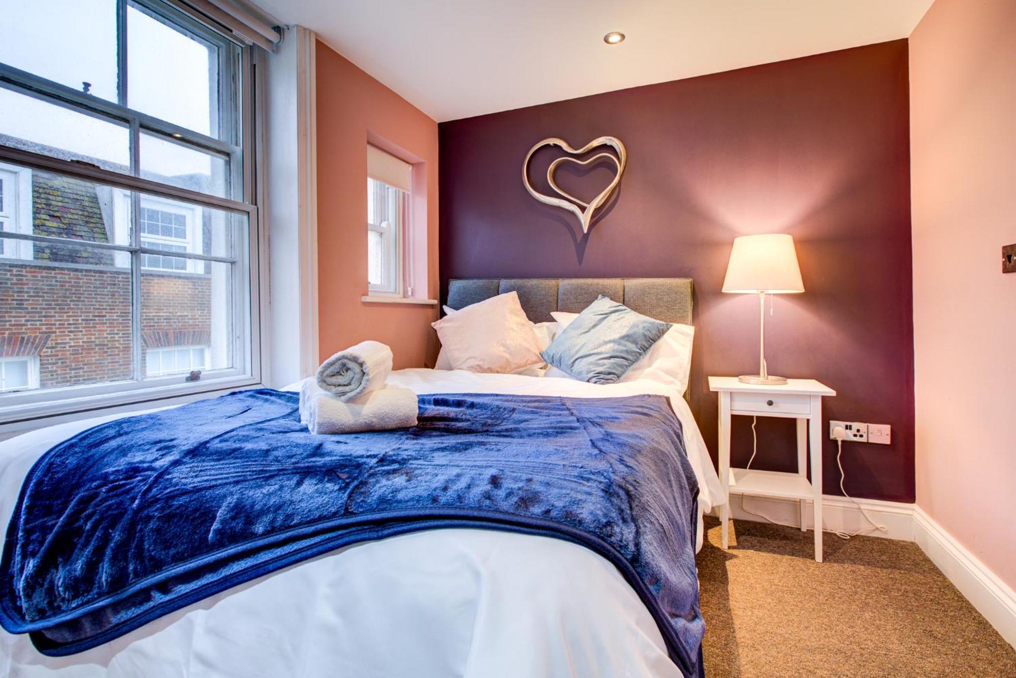 For 4 By The Pier - Flat 3 *